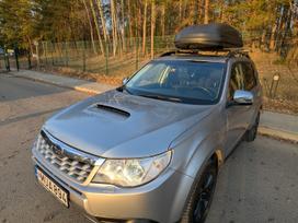 Subaru Forester, 2.0 l., off-road / crossover