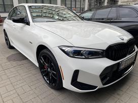 BMW 330, 2.0 l., Седан