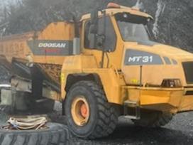 Doosan Moxy MT31 dalimis, самосвалы