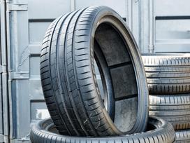 Pirelli P Zero 4, vasarinės 315/30 R22