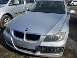 BMW 3 serija Rida 210000km xsenonai