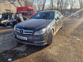 Mercedes-Benz C220 for parts. Mercedes c220d c204 automatas dyzelis variklio koda