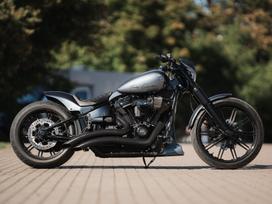 Harley-Davidson BREAKOUT 1917cc, čioperiai / kruizeriai / custom