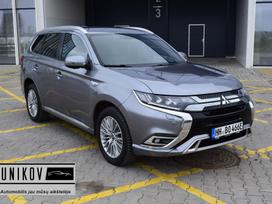 Mitsubishi Outlander, 2.4 l., visureigis /