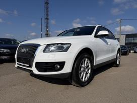 Audi Q5, 2.0 l., off-road / crossover