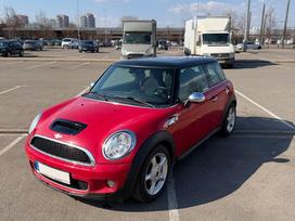Mini Cooper S, 1.6 l., hatchback