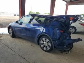 Tesla Model Y dalimis. Dual motor airbagai sveiki priekis sveikas