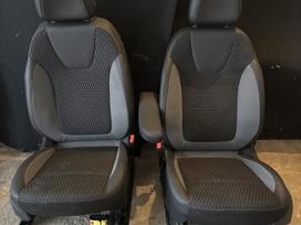 Opel Crossland X seats
