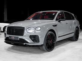 Bentley Bentayga, 4.0 l., off-road / crossover