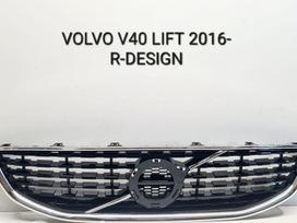 Volvo V40 радиаторная решётка