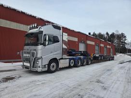Volvo FH 16 750 8x4+2, single sleeper