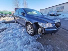 Skoda Superb по частям. Automobilis ardomas dalimis запасные части автомобил