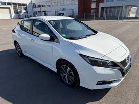 Nissan Leaf, 40 kWh, hatchback