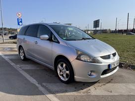 Mitsubishi Grandis, 2.0 l., Минивэн
