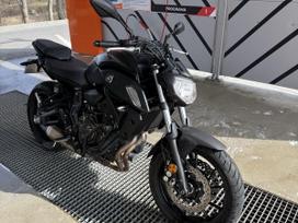 Yamaha MT 07 689cc, street / klasikiniai