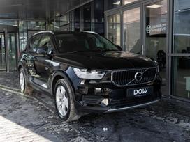 Volvo XC40, 2.0 l., off-road / crossover