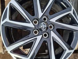 Toyota YARIS PW457-0D004, легкосплавные , R16