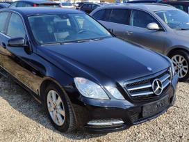 Mercedes-Benz E220, 2.1 l., Седан