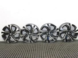 Peugeot 2008, light alloy, R17