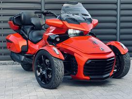 Can-Am Spyder 1330cc, tricikli