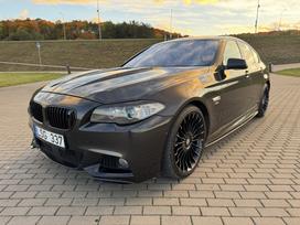 BMW 550, 4.4 l., Седан