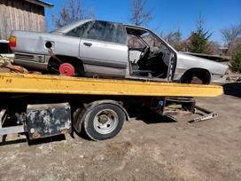 Audi 100, Audi, Variklis gyvas galinis dangtis nesupuves