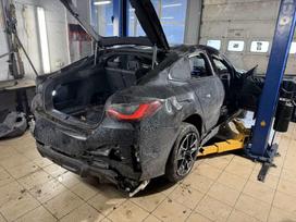 BMW i4 for parts
