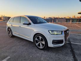 Audi Q7, 3.0 l., off-road / crossover