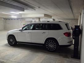 Mercedes-Benz GL450, 4.7 l., off-road / crossover