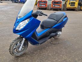 Peugeot Satelis 250cc, scooters / mopeds