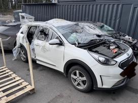 Kia Niro dalimis. Kia niro 2018m dalimis hybrid