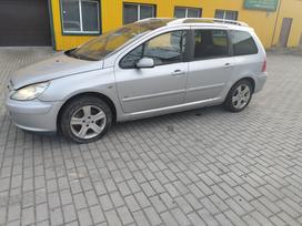 Peugeot 307 dalimis. Ardomi dalimis nevienas