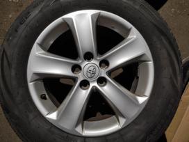 Toyota RAF4 su slegio davikliais., vieglmetāla, R17