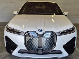 BMW iX, 77 kWh, off-road / crossover