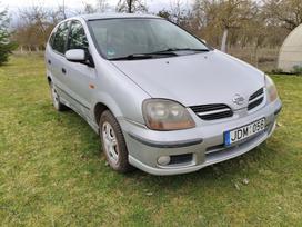Nissan Almera Tino, 2.2 l., hečbekas