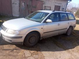 Volkswagen Passat, 1.8 l., universalas