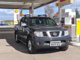 Nissan Navara, 2.5 l., pikapas