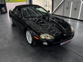 Jaguar XK8, 4.0 l., convertible