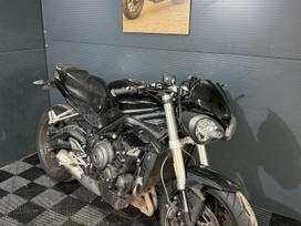 Triumph Street Triple 660cc, street / classic