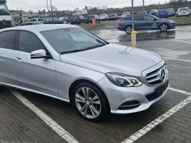 Mercedes-Benz E350, 3.0 l., saloon / sedan