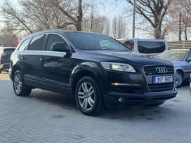 Audi Q7, 3.0 l., off-road / crossover