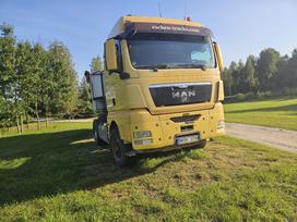 MAN TGX 18.440 4×4, 2 спальных места