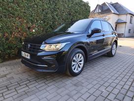 Volkswagen Tiguan, 1.5 l., Внедорожник / Кроссовер