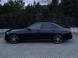 Mercedes-Benz E300, 2.0 l., Седан