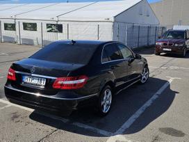 Mercedes-Benz E200, 2.1 l., Седан