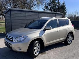 Toyota RAV4, 2.0 l., Внедорожник / Кроссовер