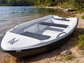 Autoplast Trimaranas, plastic boats