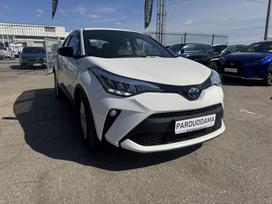 Toyota C-HR, 1.8 l., Хэтчбек