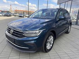 Volkswagen Tiguan, 1.5 l., off-road / crossover