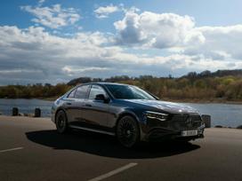 Mercedes-benz E300, 2.0 l., sedanas